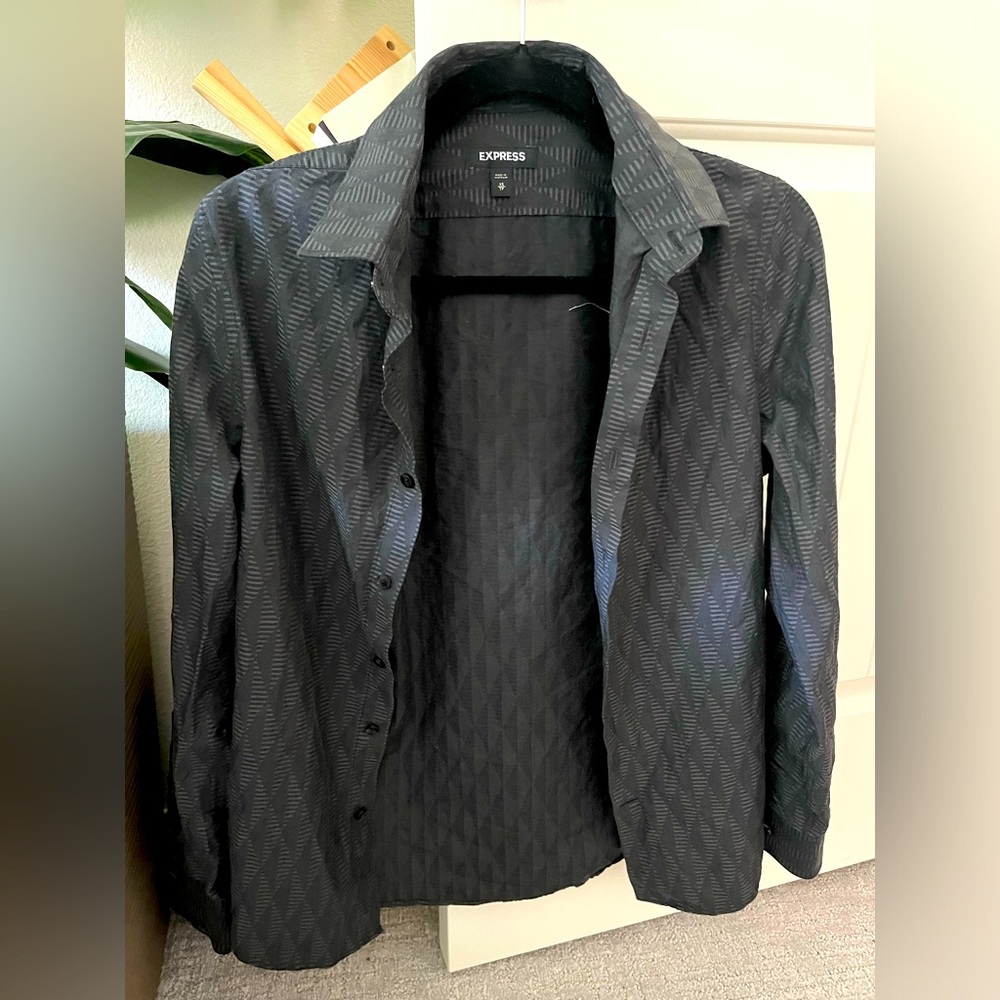Express men’s XS slim dress shirt black grey patterned diamonds